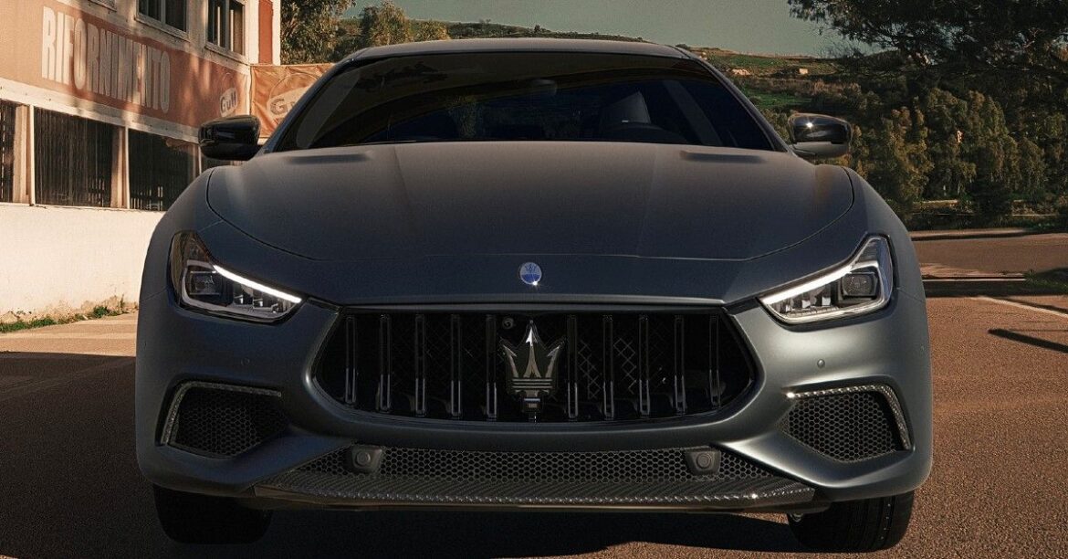 Maserati MC