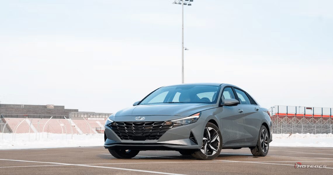 Hyundai Elantra 2023
