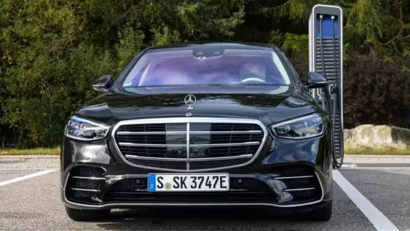 2021-mercedes-benz-s-580e (1)