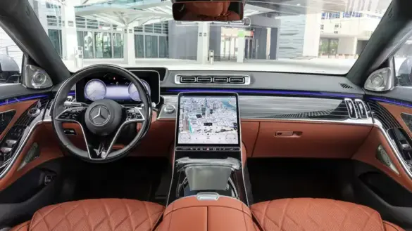 2021-mercedes-benz-s-class-interior-instrument-panel
