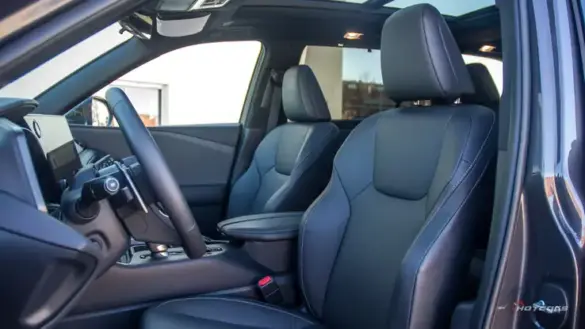 2024-lexus-tx-1st-row-1