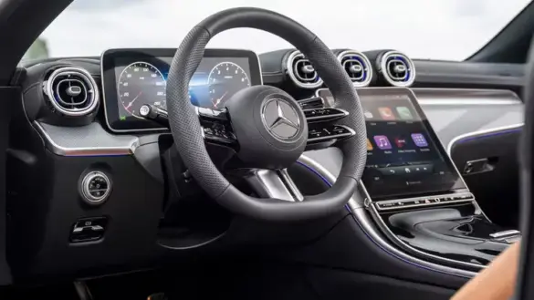 2024-mercedes-benz-cle-cabriolet-interior-1 (1)