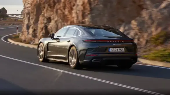 2024-porsche-panamera-9