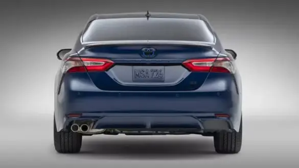2024-toyota-camry-rear-head-on