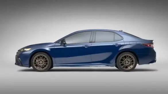 2024-toyota-camry-side