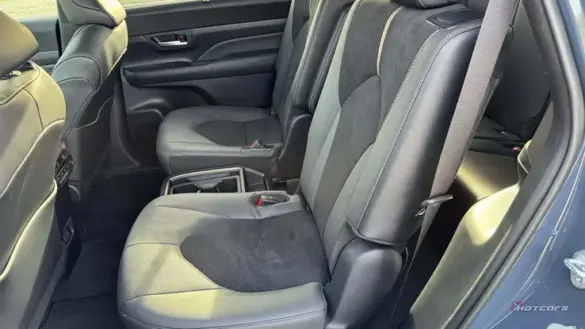 2024-toyota-grand-highlander-hybrid-max-rear-seats