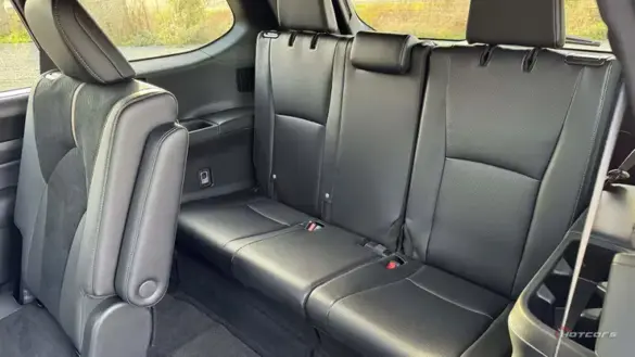 2024-toyota-grand-highlander-hybrid-max-third-row