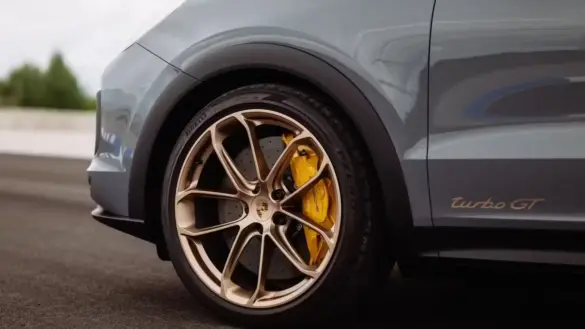 porsche-cayenne-turbo-gt (6)