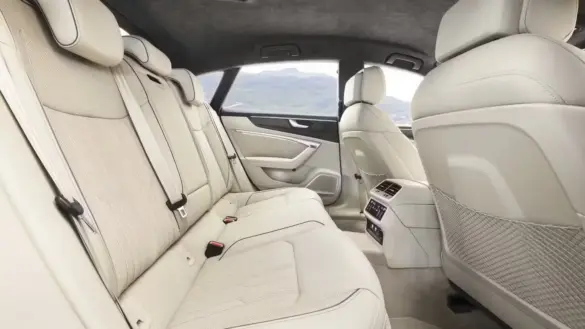 audi-a7-back-seats-1