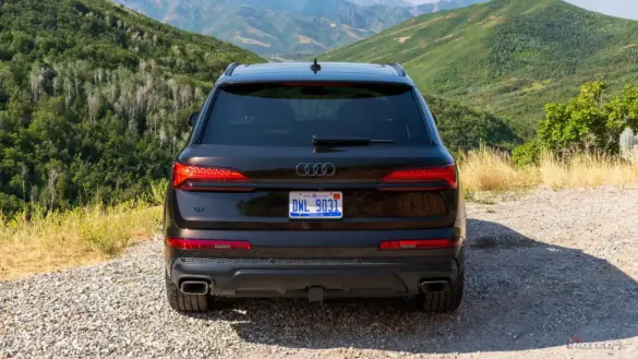 2025-audi-q7-10-of-33