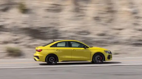 audi-rs3-2024 (3)