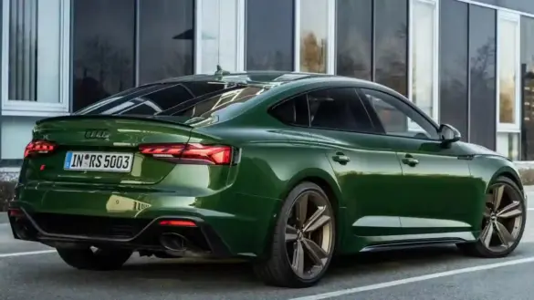 audi-rs5-sportback-2024-green (4)