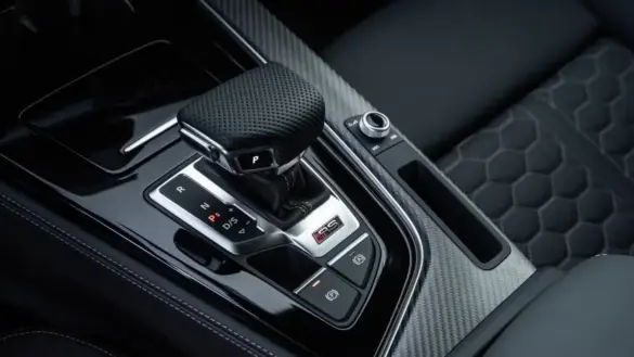 audi-rs5-sportback-interior (4)