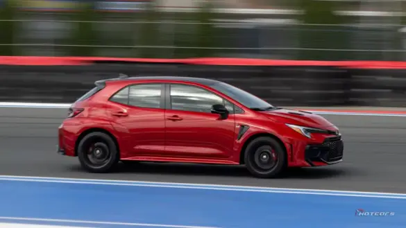 toyota-gr-corolla-2025 (1)