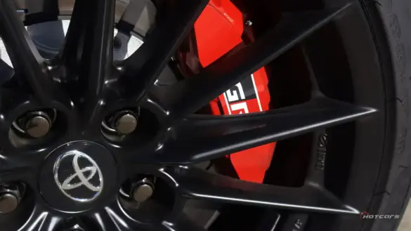 toyota-gr-corolla-2025 (6)