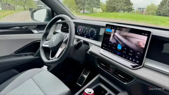 салон Volkswagen Tiguan 2025 (5)